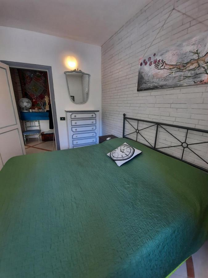 La Casa Nella Roccia * Napels